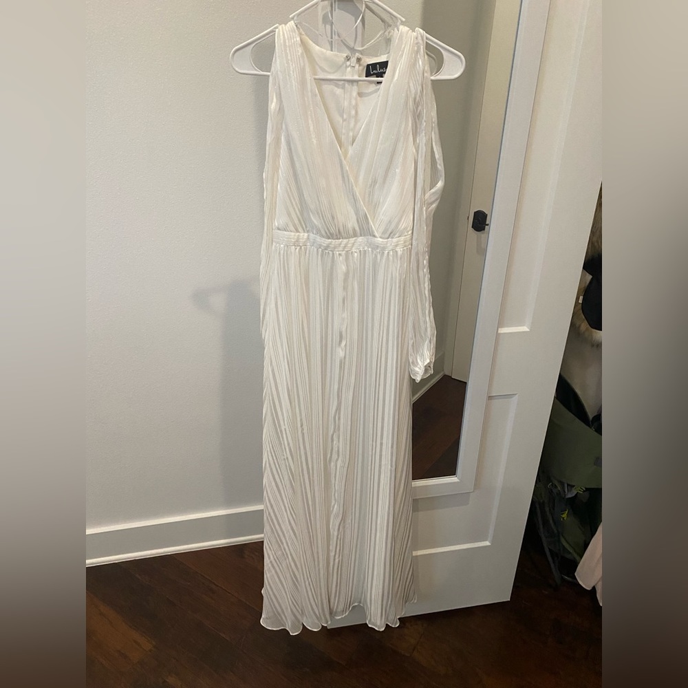 White chiffon Lulus maxi dress